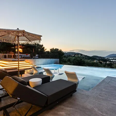 Vila Aluma Exclusive Nikiana