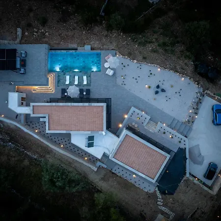 Vila Aluma Exclusive