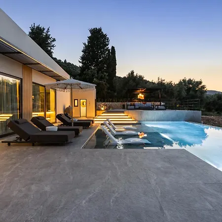 Aluma Exclusive Vila *
